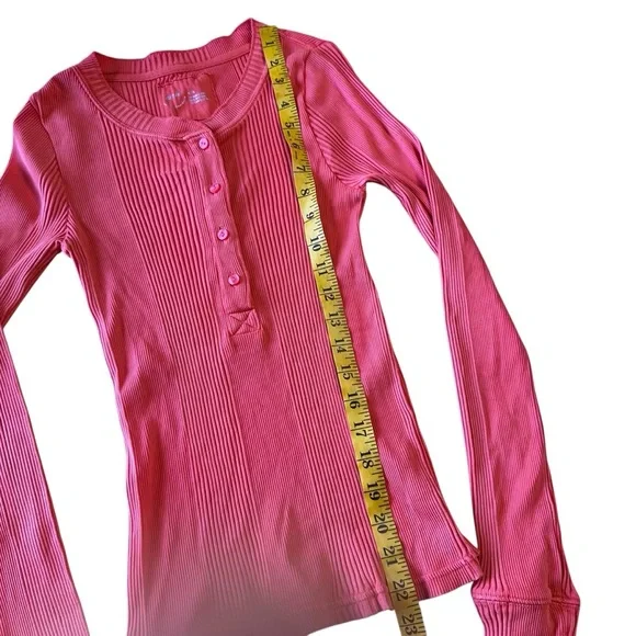 Aerie Road Trip Long Sleeve Henley Coral Ribbed Lounge Comfy Size Medium - Picture 8 of 8